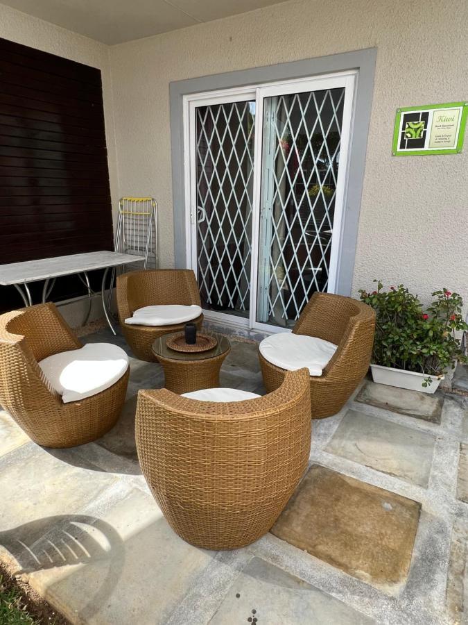 Turquoise Bay Beach Apartments Trou D'Eau Douce Exterior foto